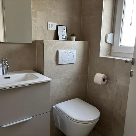 Deluxe Lägenhet Fažana